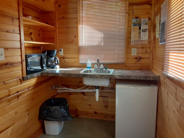 Sportsman Cabin kitchenette